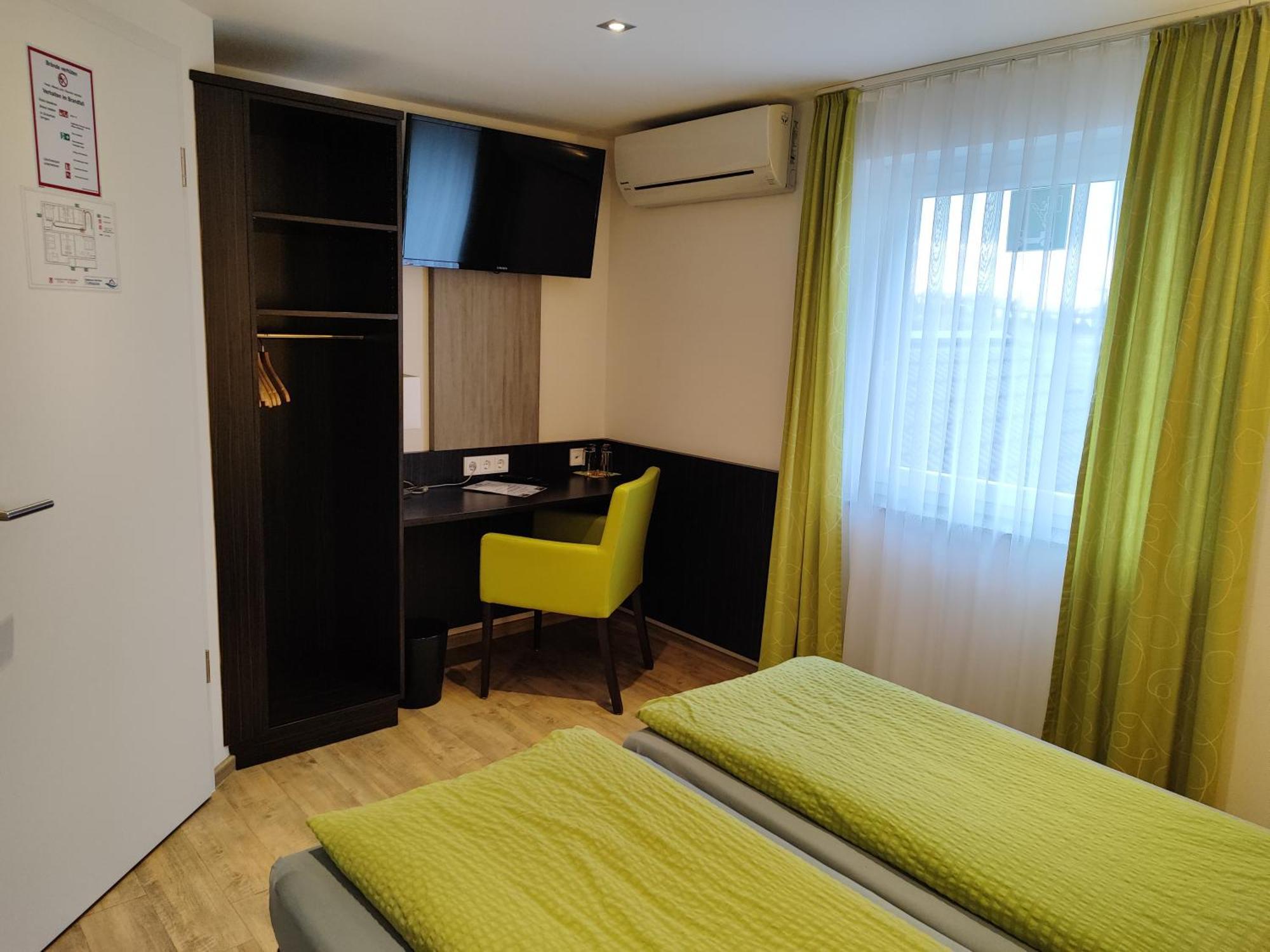 Hotel Gaestehaus Stock Zimmer Trueffeleckle FDH Exterior foto